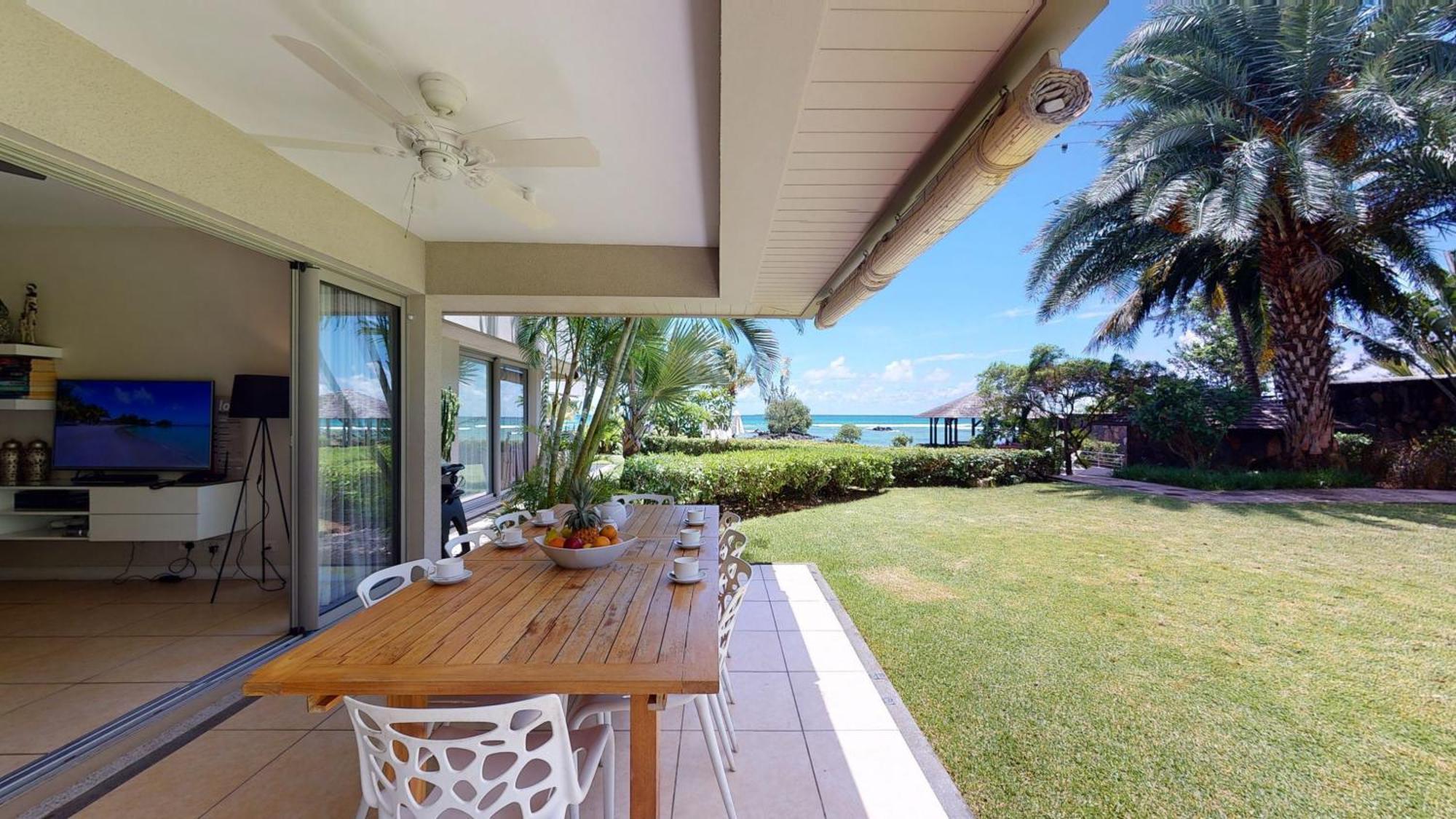Bon Azur Beachfront Suites & Penthouses With Lov Trou aux Biches Exterior foto