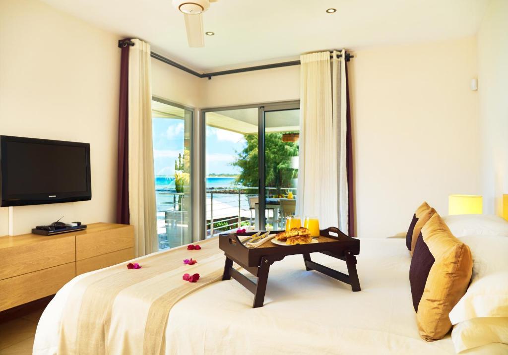 Bon Azur Beachfront Suites & Penthouses With Lov Trou aux Biches Zimmer foto
